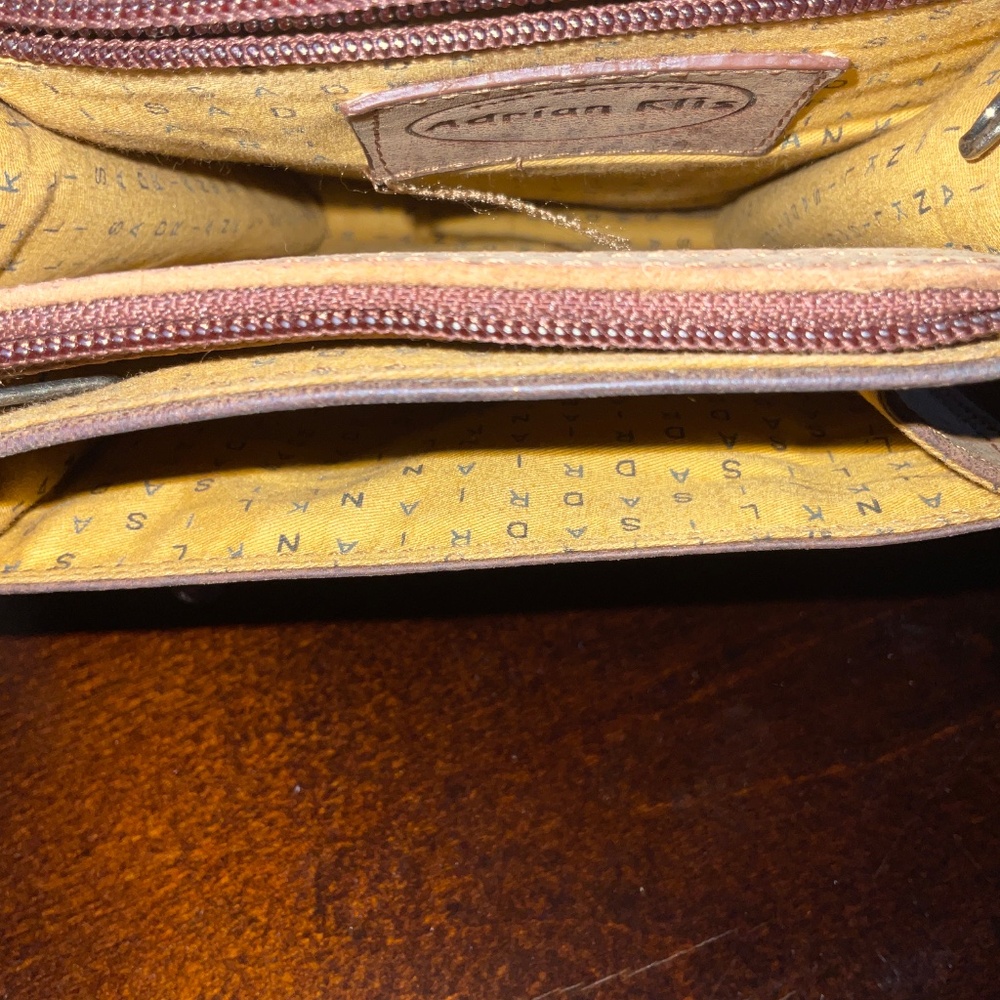 Purse - Picture 3 of 6